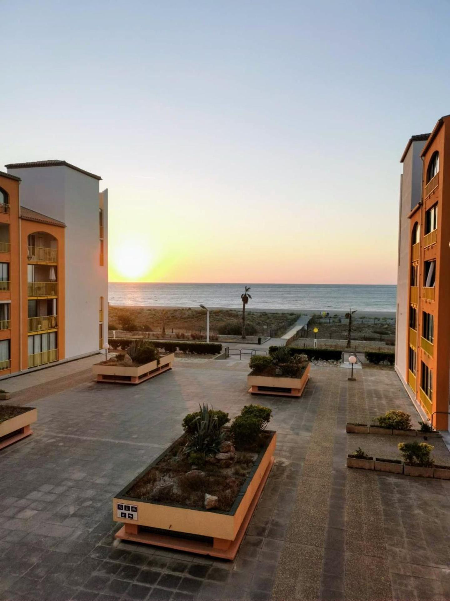 Appartement Vue Mer,Acces Direct Plage,Fibre,Clim,Parking Public Gratuit Ле-Баркарес Екстер'єр фото