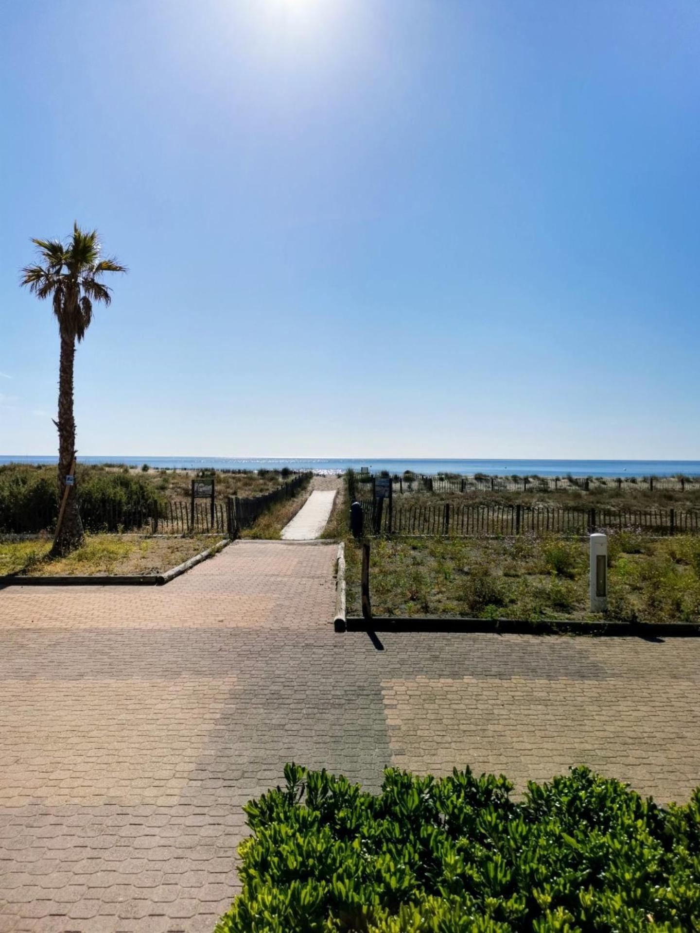 Appartement Vue Mer,Acces Direct Plage,Fibre,Clim,Parking Public Gratuit Ле-Баркарес Екстер'єр фото